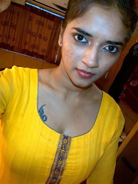 desinude pics|Desi Nude Girls & Women Porn Pics